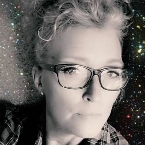 Meet your Posher, Cathy